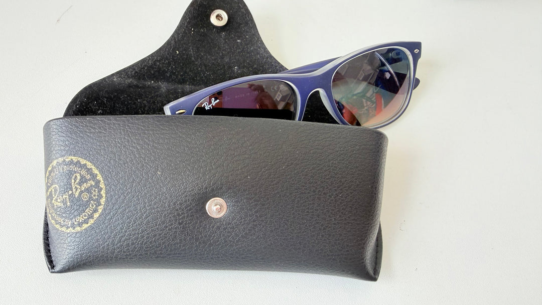 Ray Ban New Wayfarer Rb 2132 55018 Blue Sunglasses New