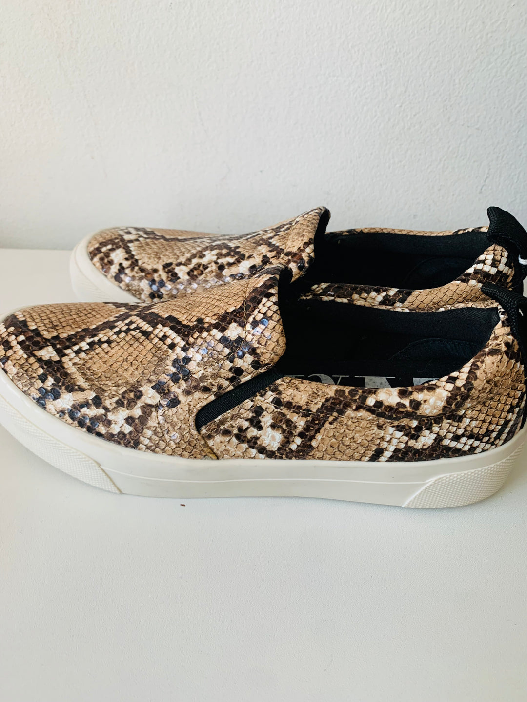 Zara Snakeskin Slip On Sneakers Size 38