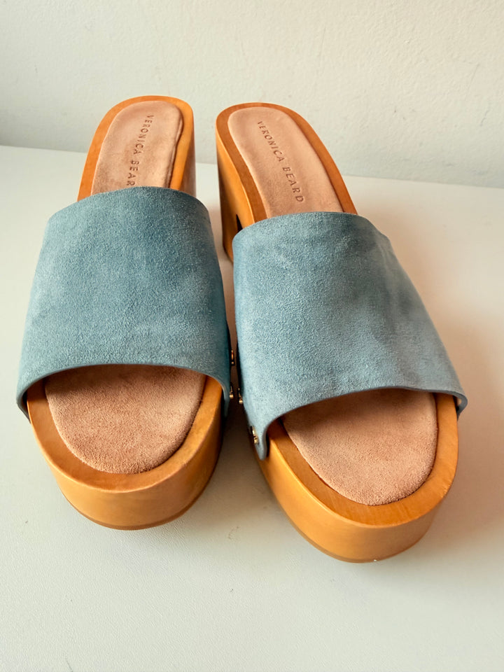 Veronica Bears Hannalee Slides/Clogs In Baby Blue Suede Size 10