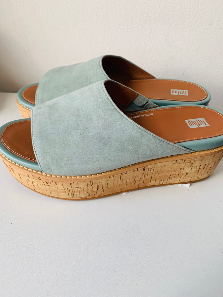 Fitflop Pale Blue Suede Platform Slide on Sandal Size 10