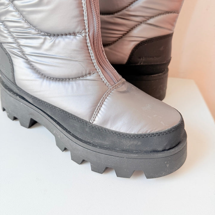 Cougar Silver Mettalic Waterproof Winter Boots Size 8