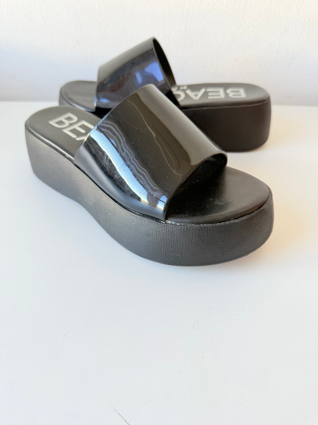 Beach By Matisse Black Platform Slides Size 6 Women’s