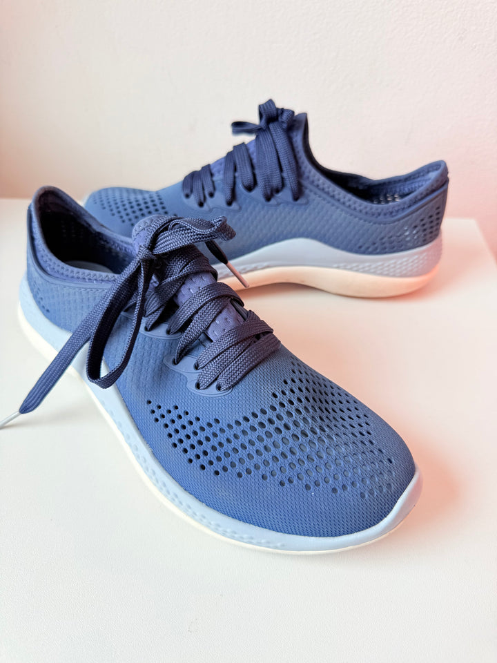 Croc’s LiteRide 360 Pacer Sneakers In Blue & Grey Size 8 Women’s