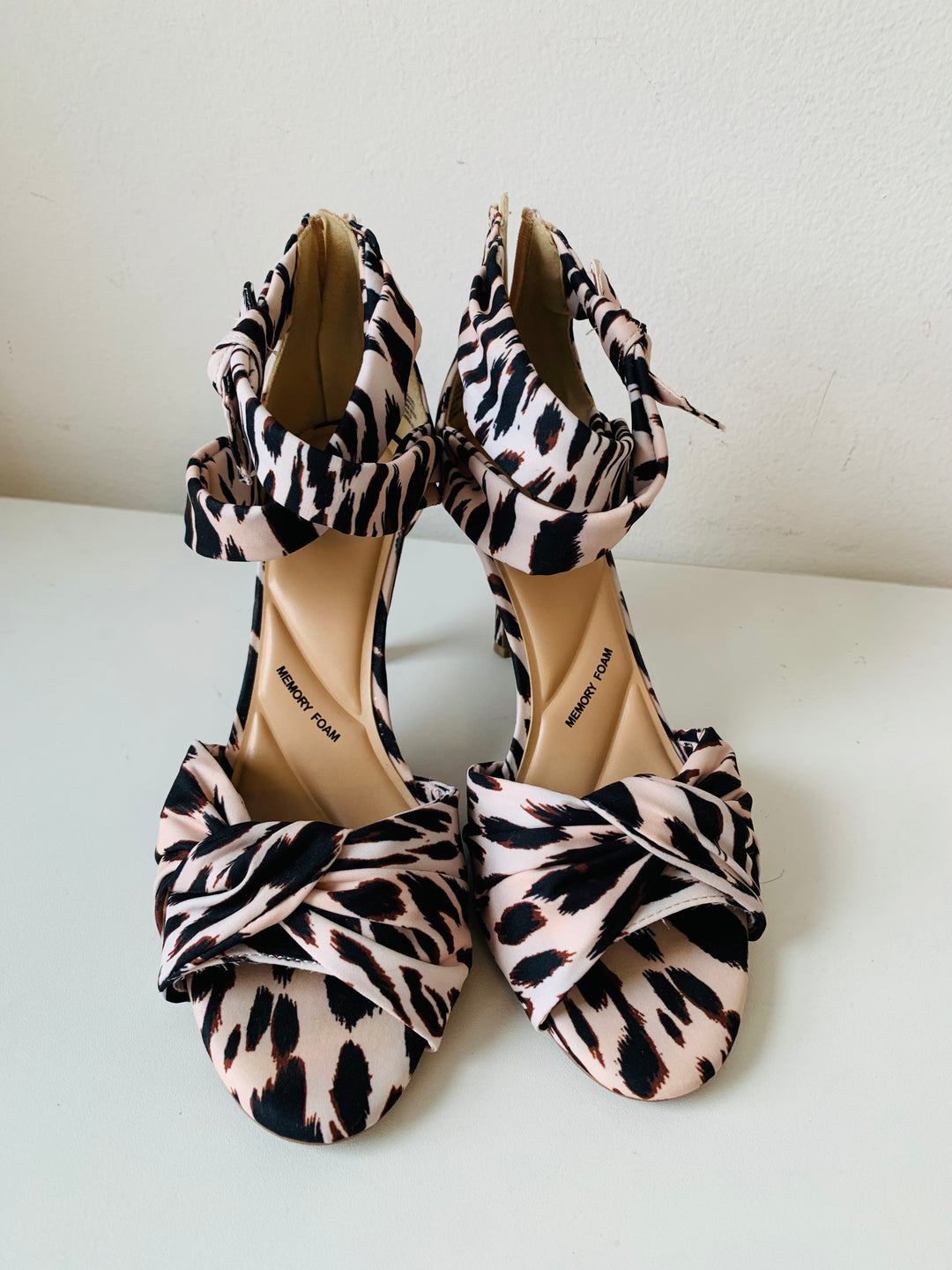 Impo Tristan Sandal In Animal Print Size 8 New