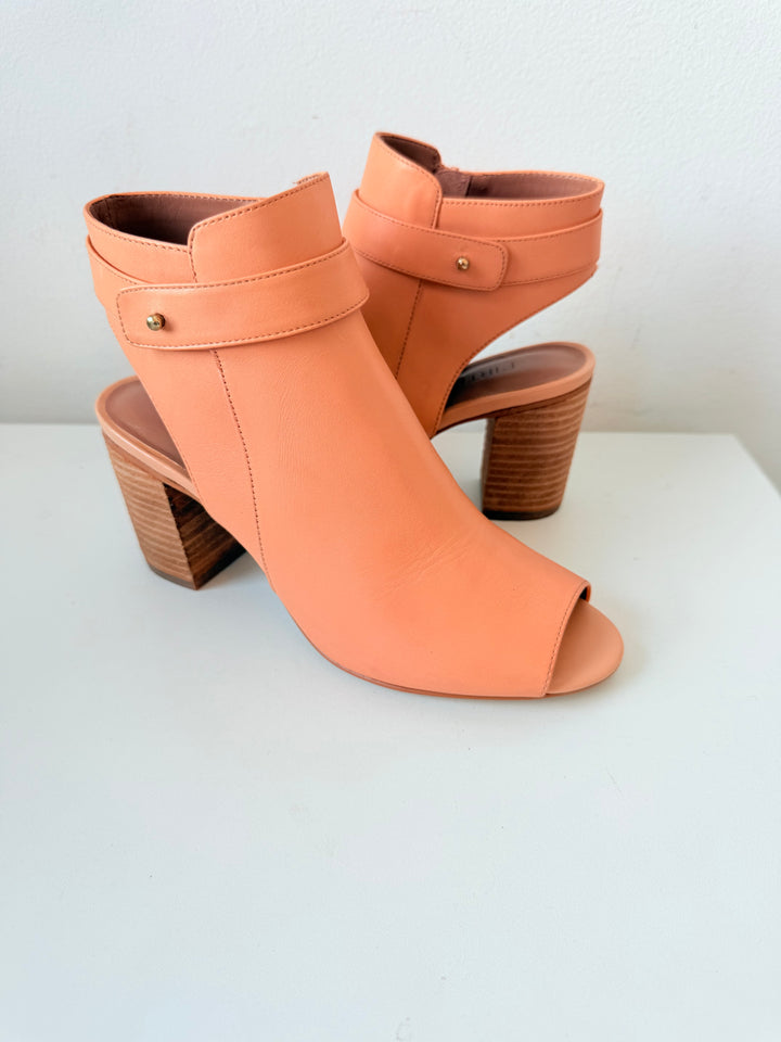 Firth Leather Light Peach Peep Toe Bootie The Shay Model Size 6.5