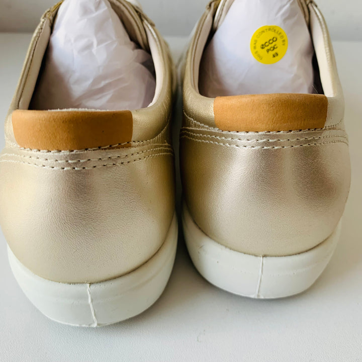 ECCO Soft Gold Metallic Sneakers Size 41 (US 10-10.5) New In Box