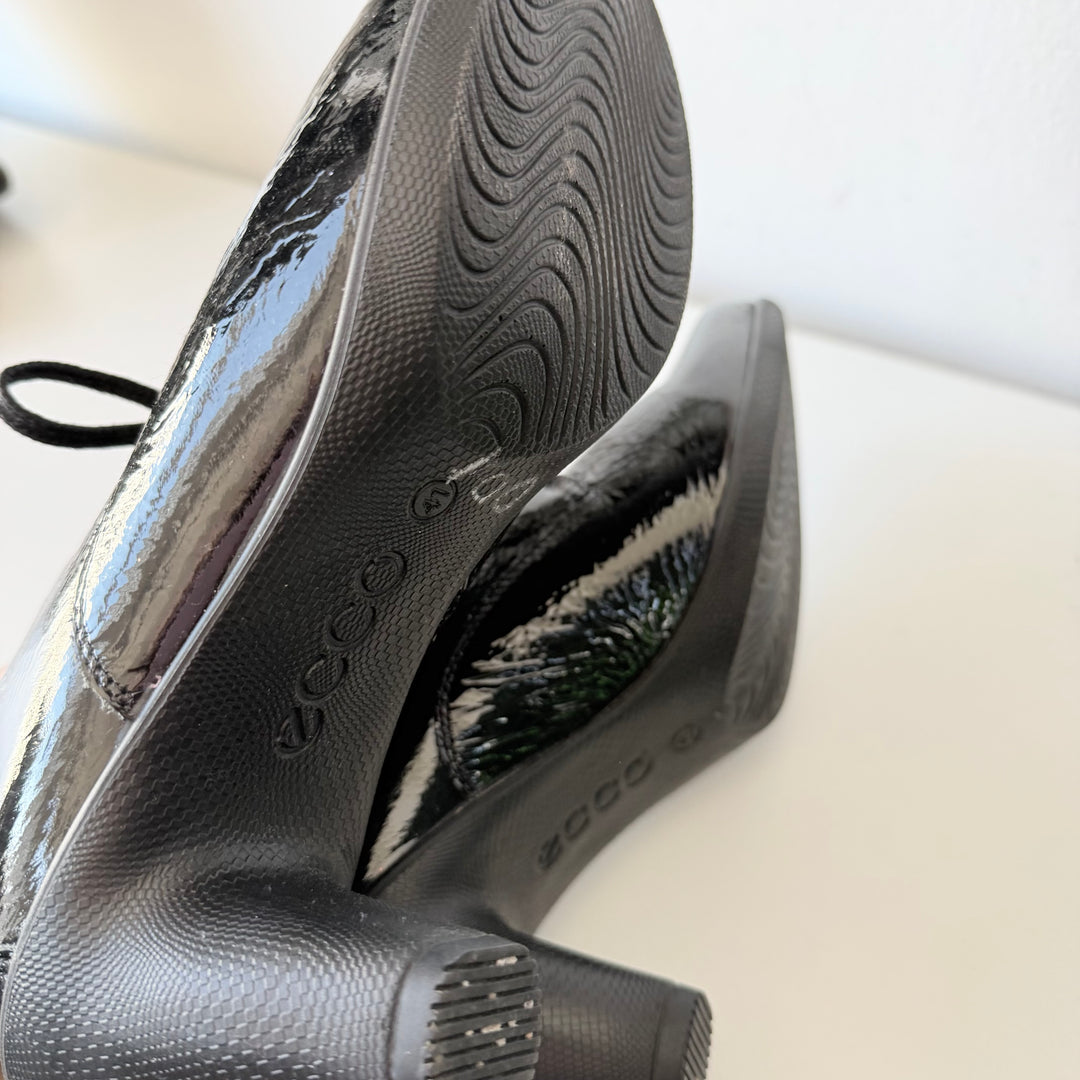 Ecco Black Patent Lace Up Heeled Boots Size 10