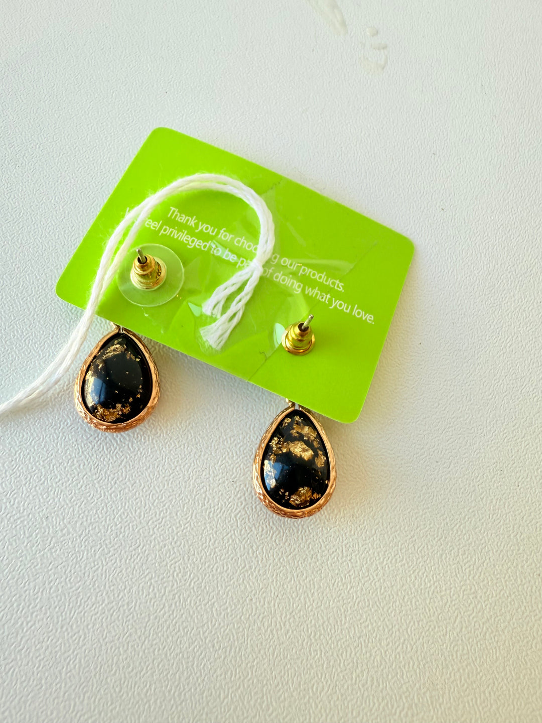 Ideajoy Black and Gold Piereced Earrings