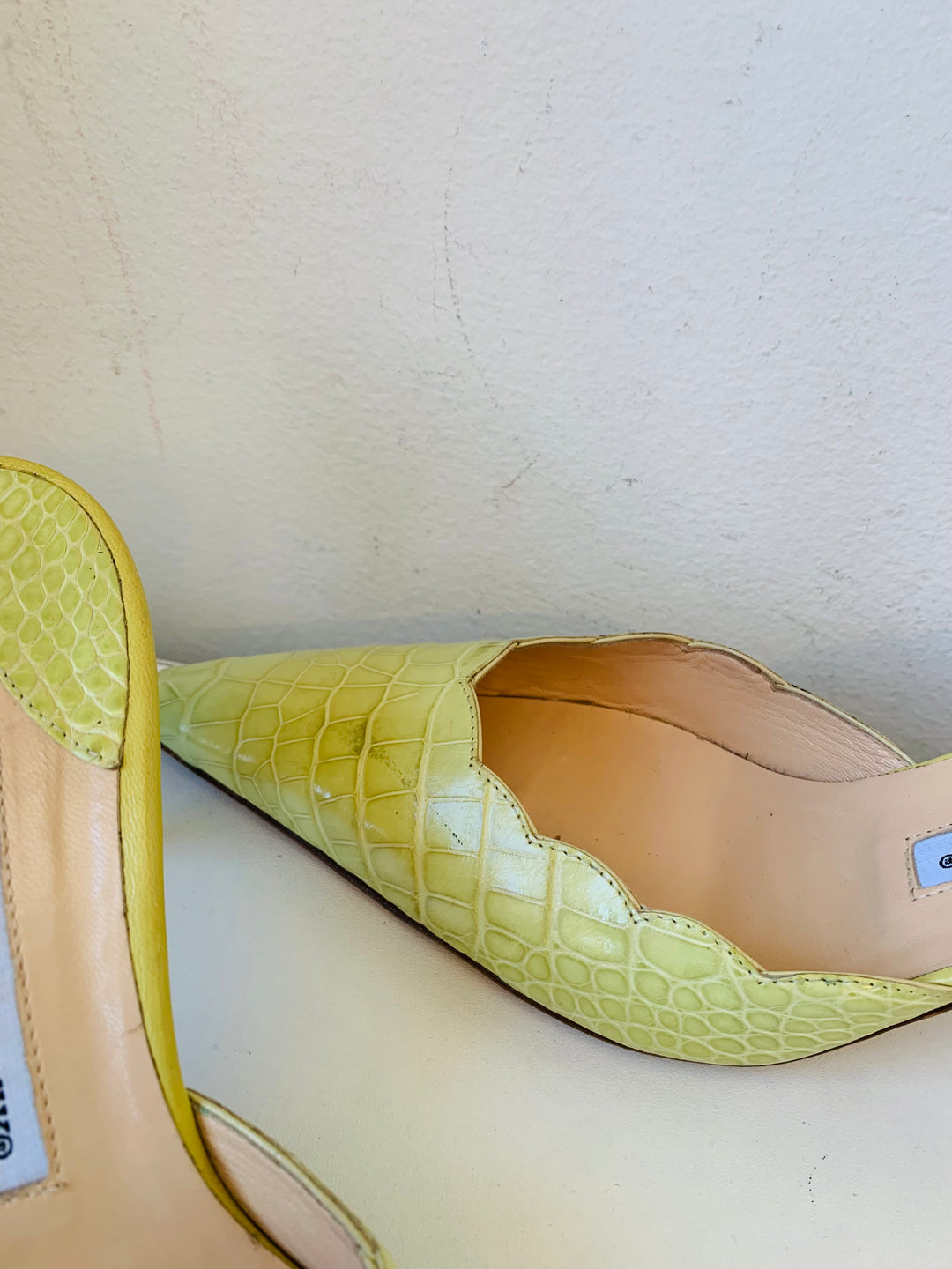 Manolo Blahnik Lime Green Textured Mules Size 38.5