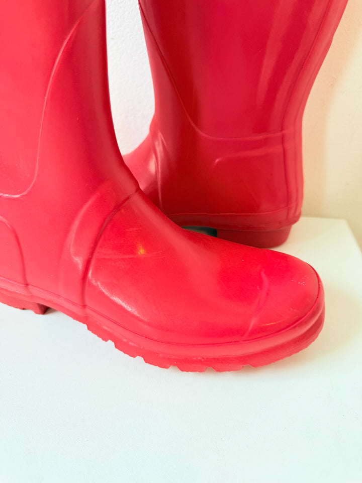 Hunter Classic Original Tall Red Gloss Rubber Boots Size 40/41 8 Male/9 Women’s USA NWT