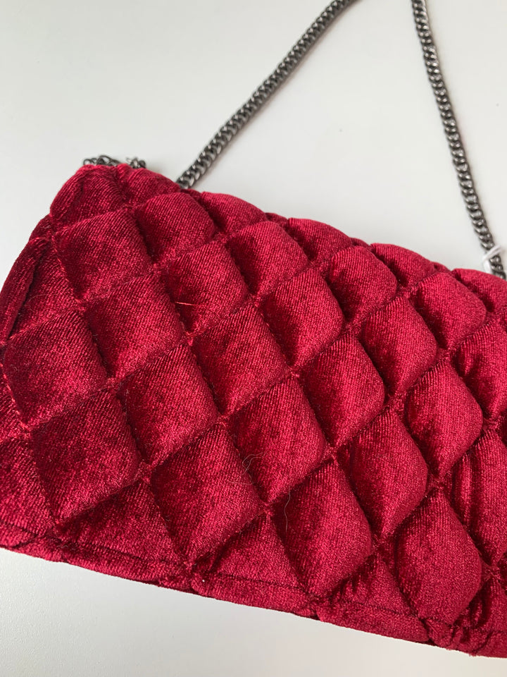 Burgundy Quilted Crossbody Handbag