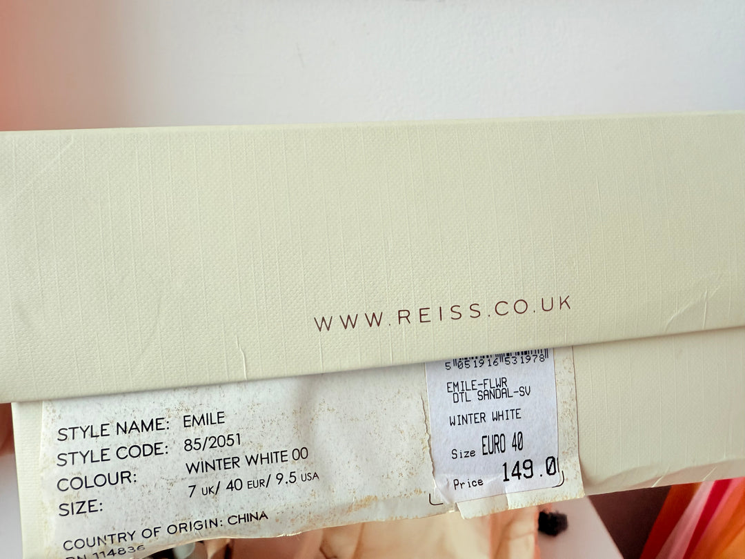 Reiss Emile Winter White Leather Floral Sandals Size 40 US 9.5