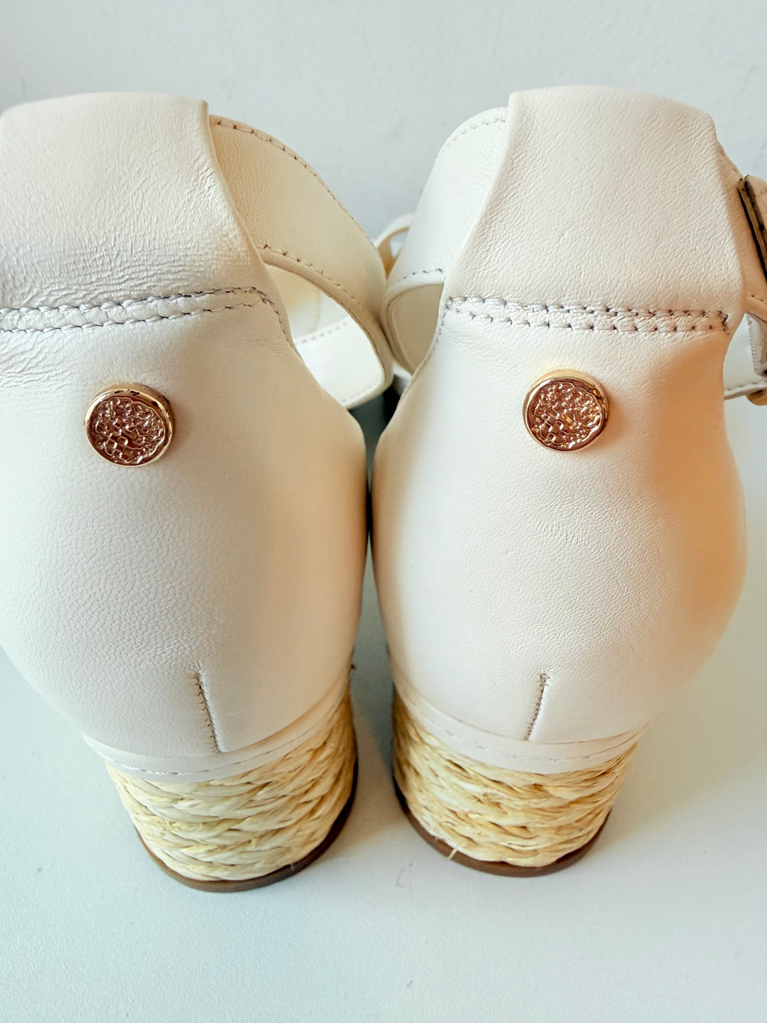 Vince Camuto Meterry Espadrille Sandals in Coconut Cream Size 9.5  Wide
