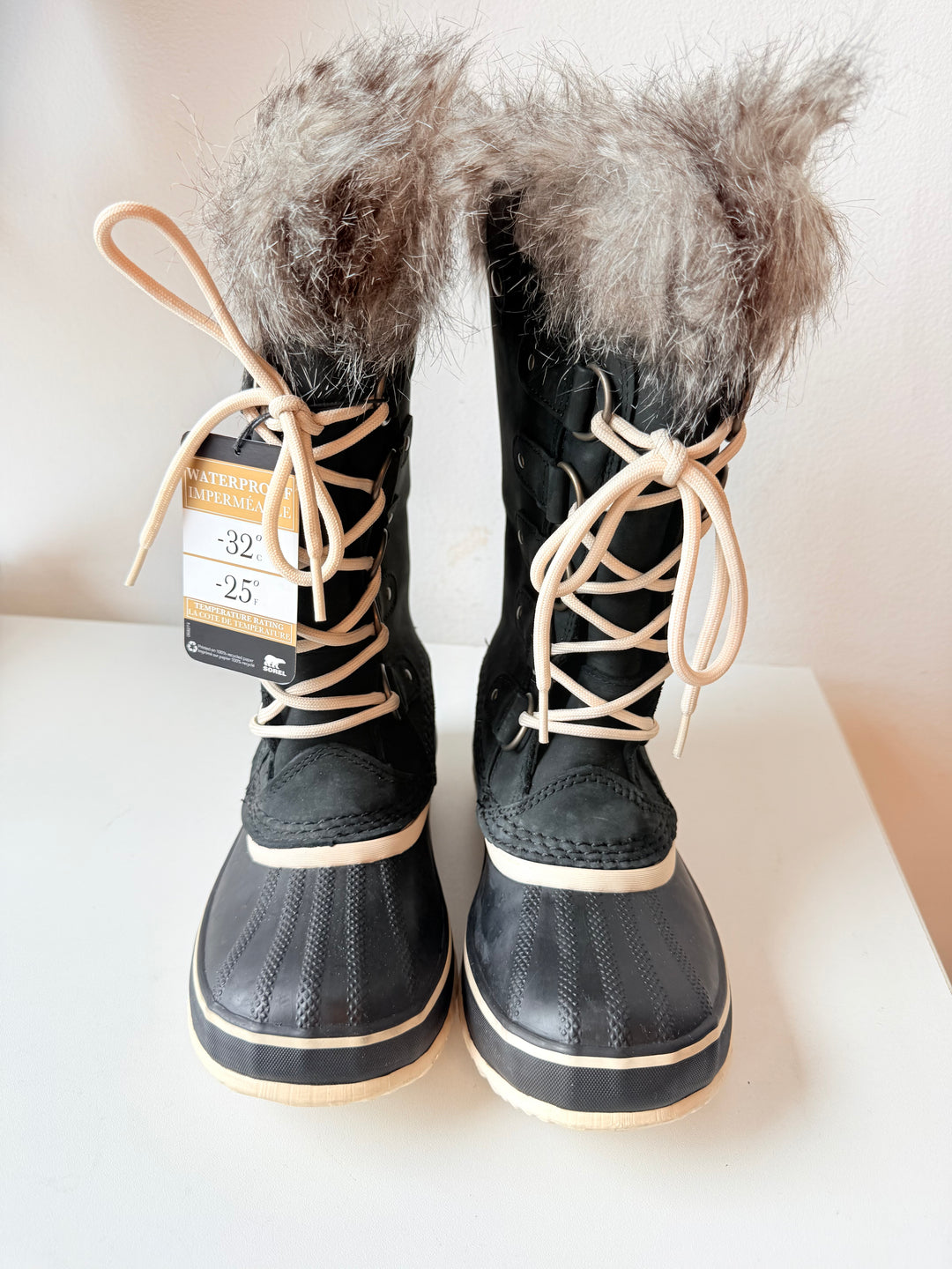 Sorel Waterproof Women’s Joan of Arc Boots In Dark Grey & Black Size 6 NWT