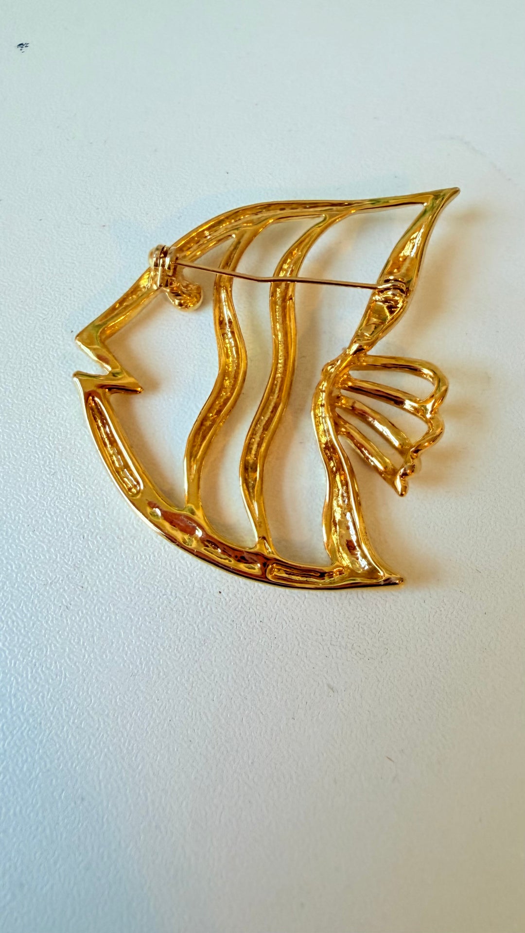 Gold Tone Fish Brooch