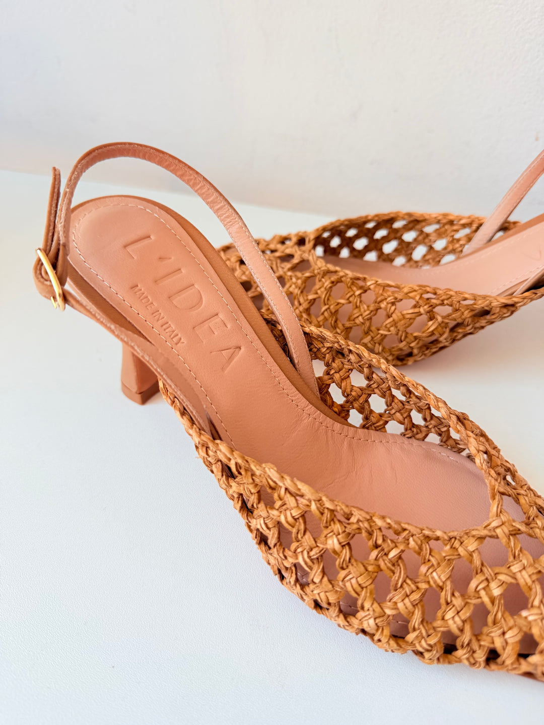 L’Idea Eli Woven Natural Leather Pump Size 38 New