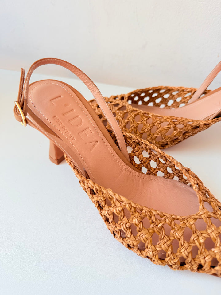 L’Idea Eli Woven Natural Leather Pump Size 38 New