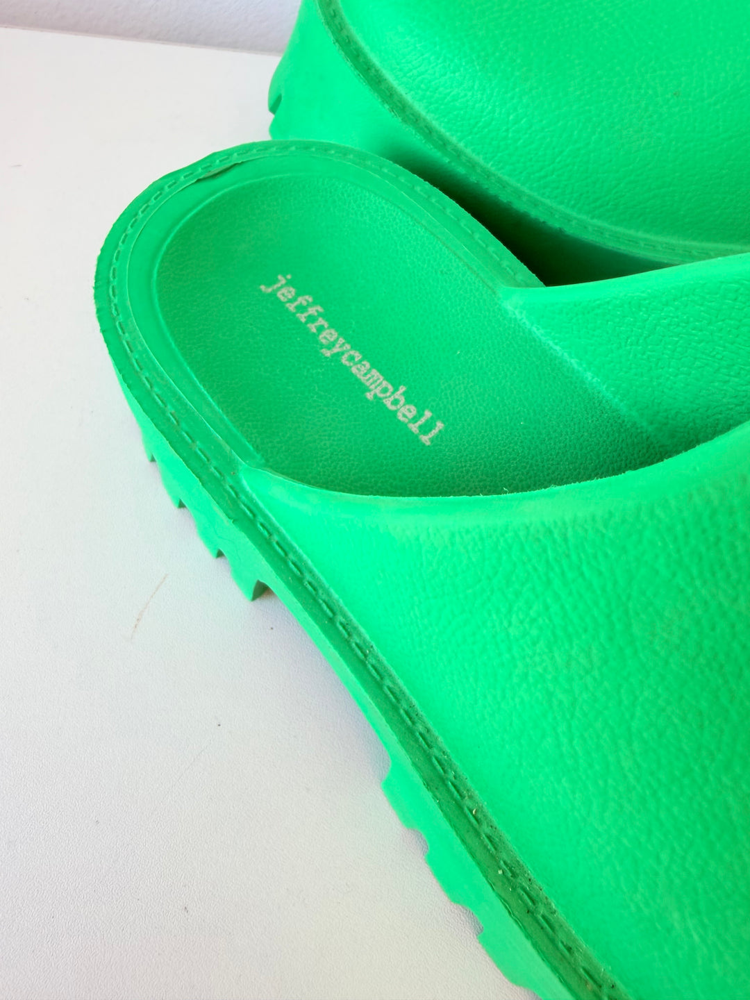 Jeffrey Campbell Green Platform Mules Size 9