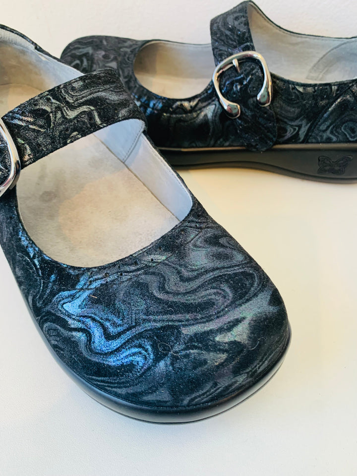 Allegria Black Leather Textured Mary Janes Size 39