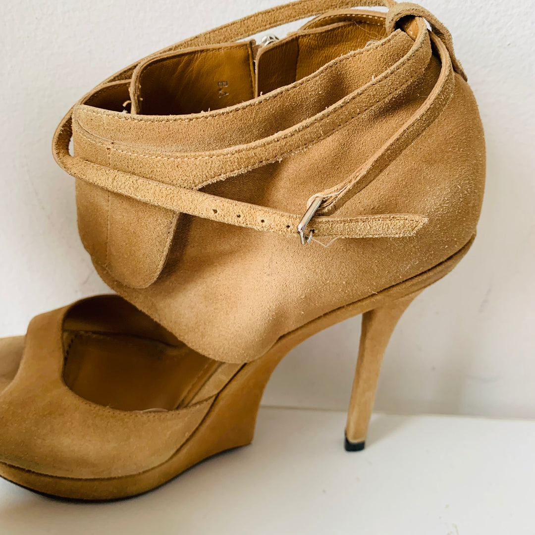 Yves Saint Laurent Sculpted Beige Suede Sandals/Heels Size 38