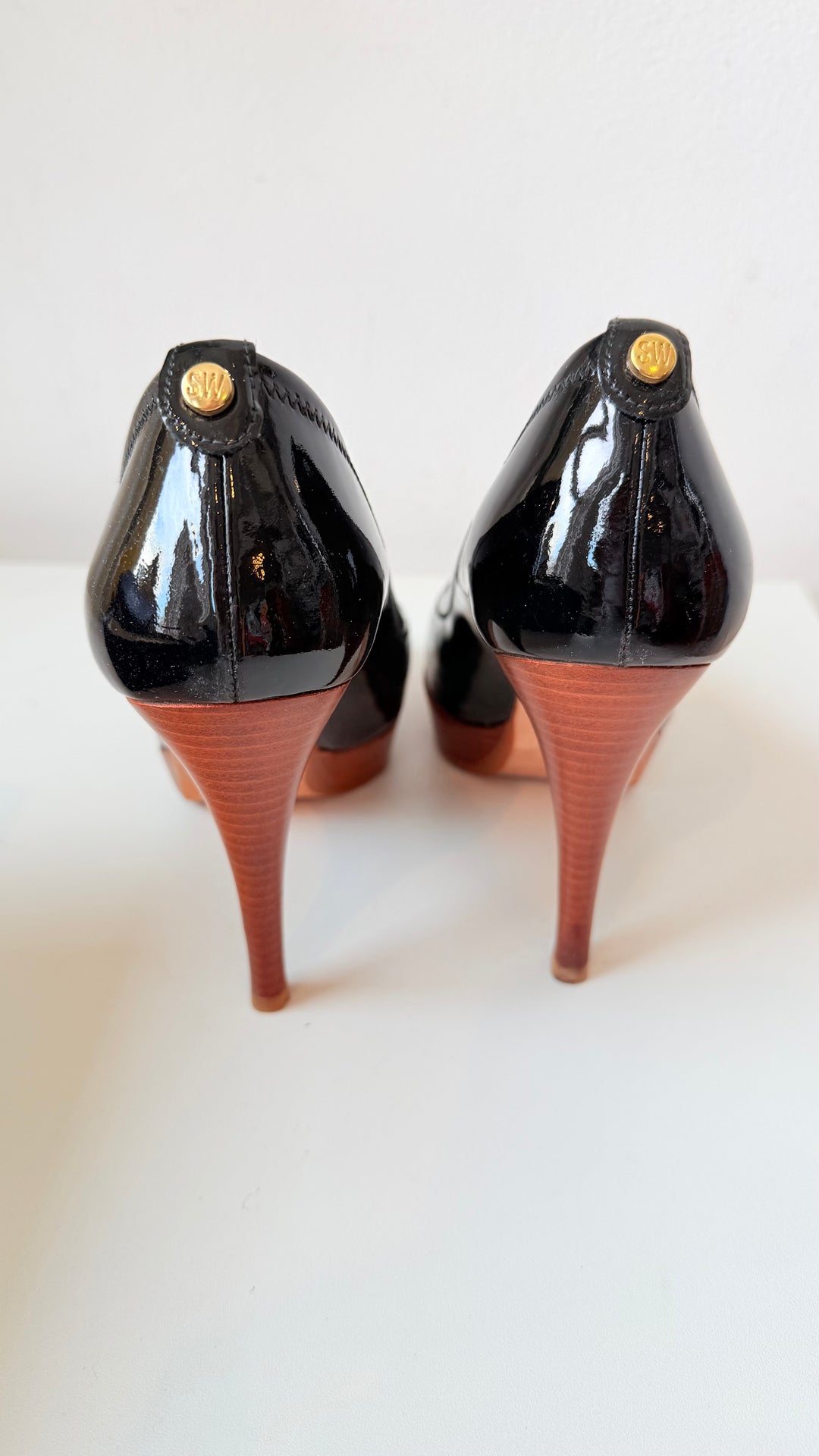 Stuart Weitzman Black Patent Analine Platform Pump Peep Toe Pumps Size 37.5