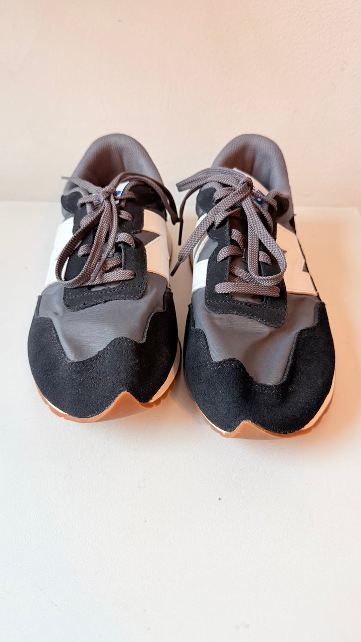 New Balance 237v1 Colorway Black/Magnet Sneakers Size 7.5 Women’s