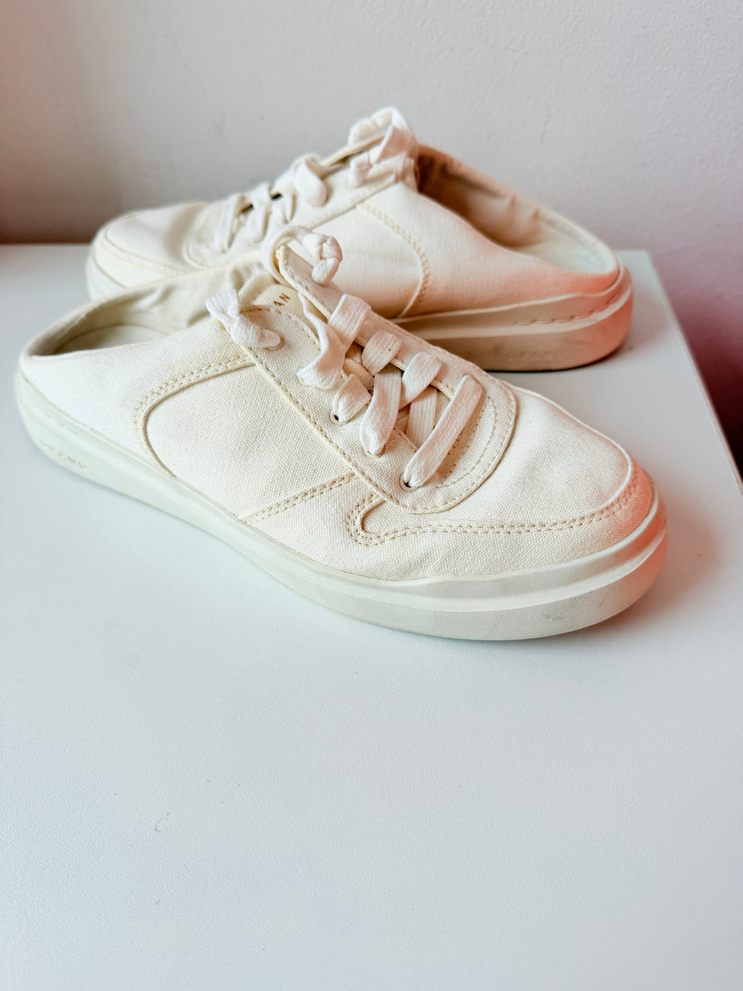 Cole Haan Grand Pro Series Rally Canvas Mule Sneakers in Cream Size 8 Women’s