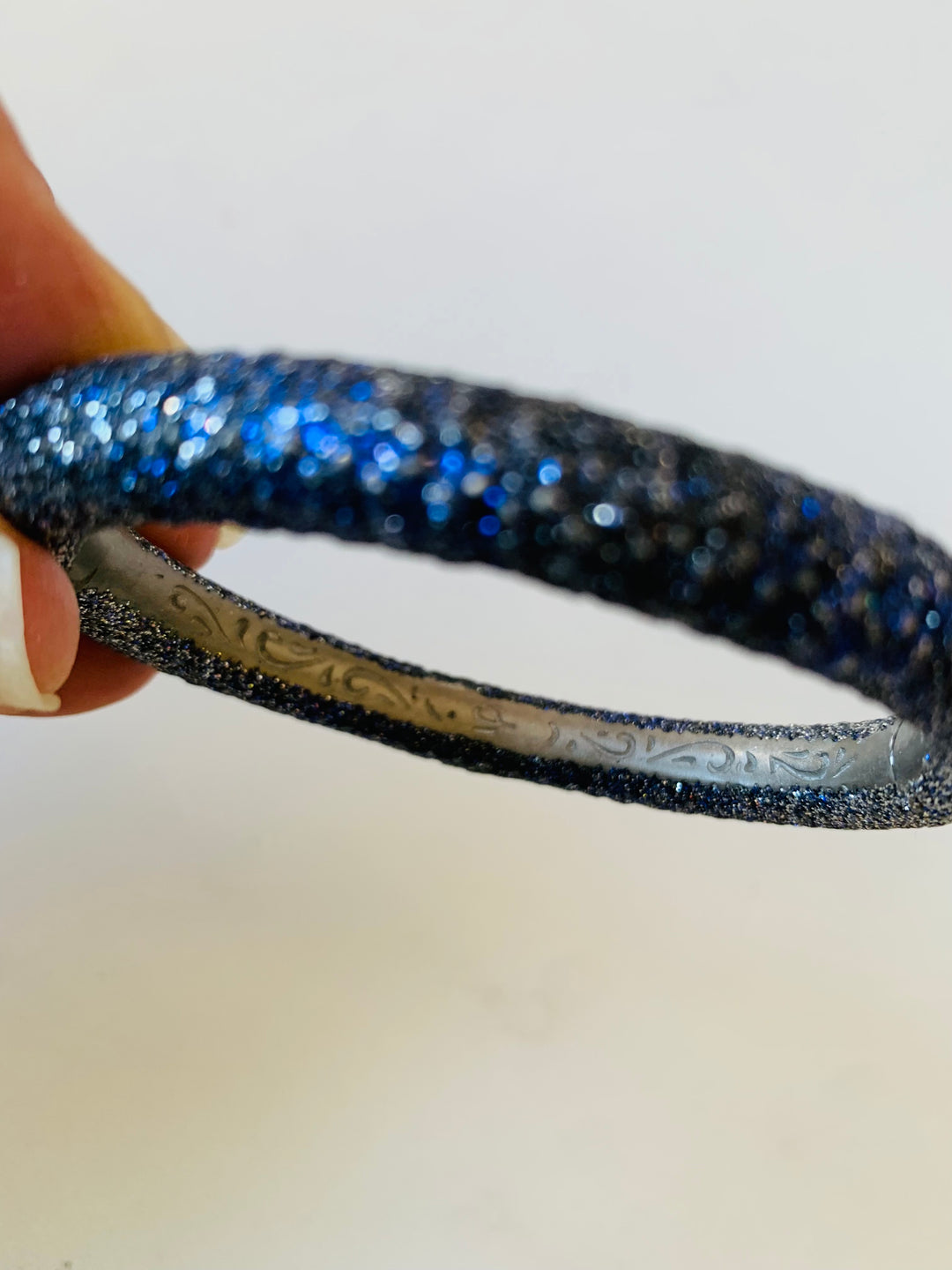Blue & Black Sparkled Hinged Bracelet