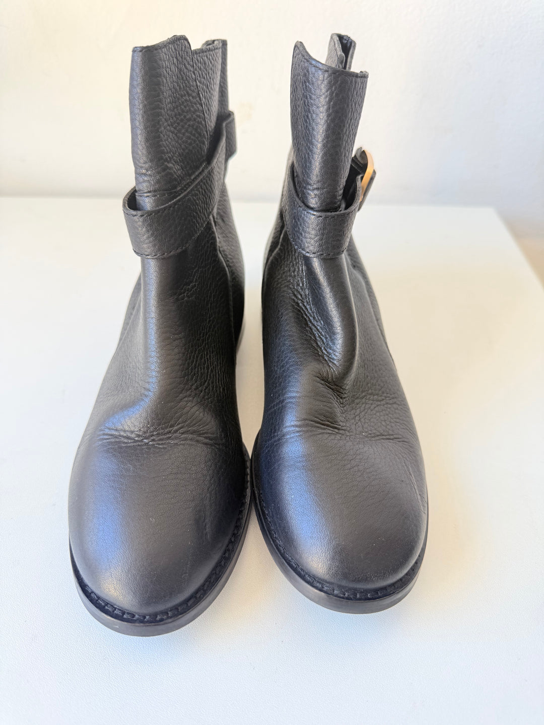 Tory Burch Black Tumbled Leather Brooke Gold Logo Boots Size 6