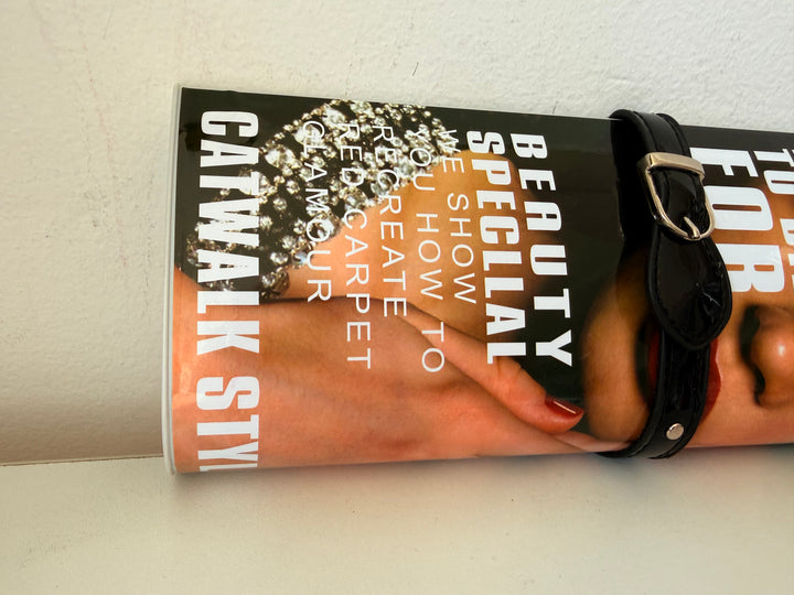 Paparazzi Vintage Plastic Hard Case Magazine Clutch Circa 1980’s