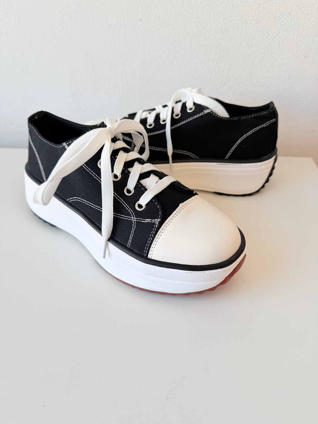 Black Canvas Platform Lace Up Sneakers Size 38 (7.5 US) New