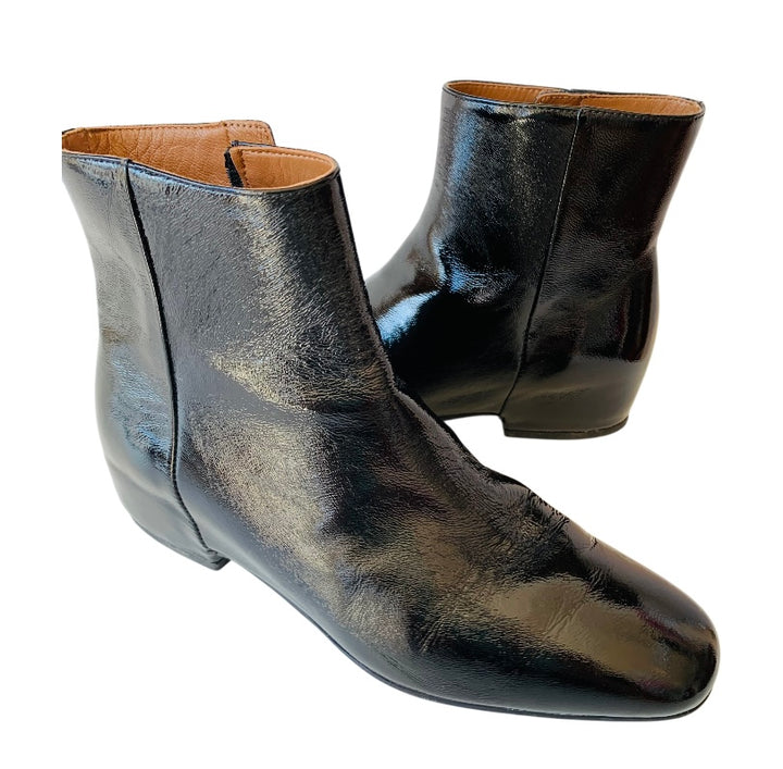 Aquatalia Ulyssa Black Patent Leather Boots Size 8