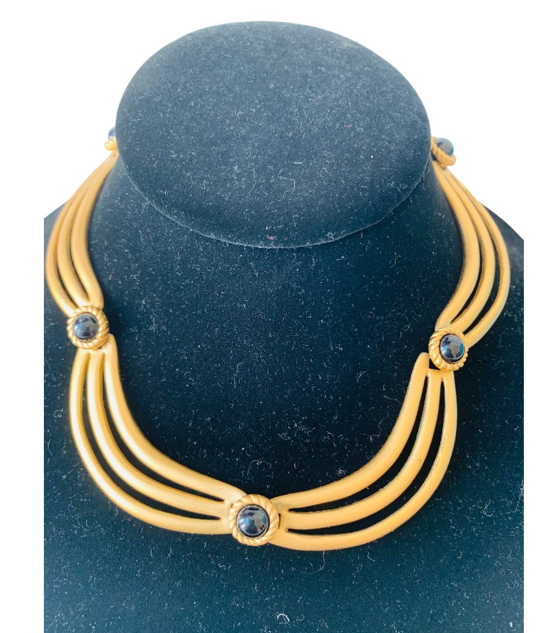 Vintage Monet Gold Tone Necklace