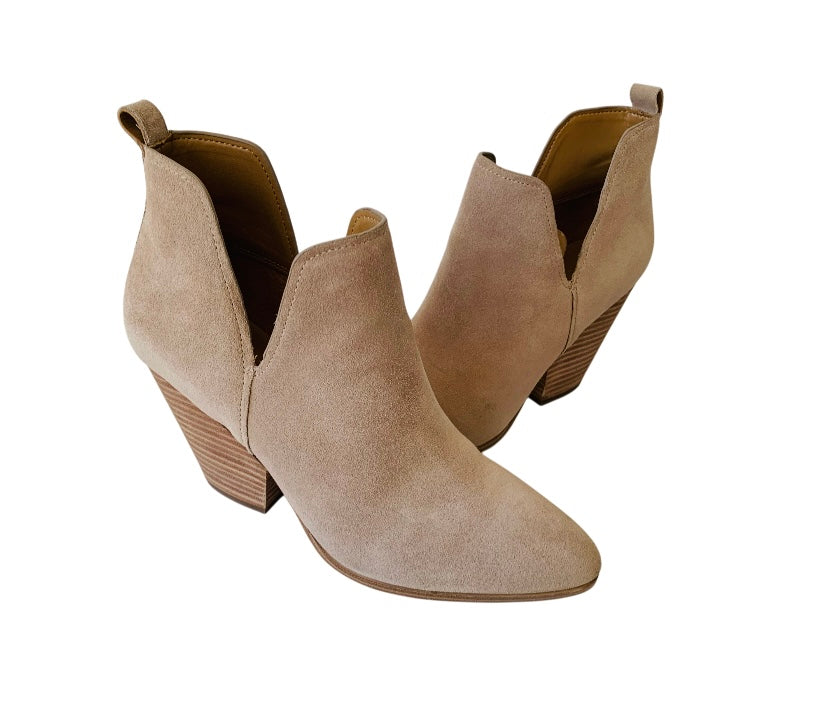 Marc Fisher Tanilla Light Natural Suede Cut Out Booties Size 8