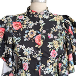 Gracia Flutter Sleeve Floral Top Size Medium