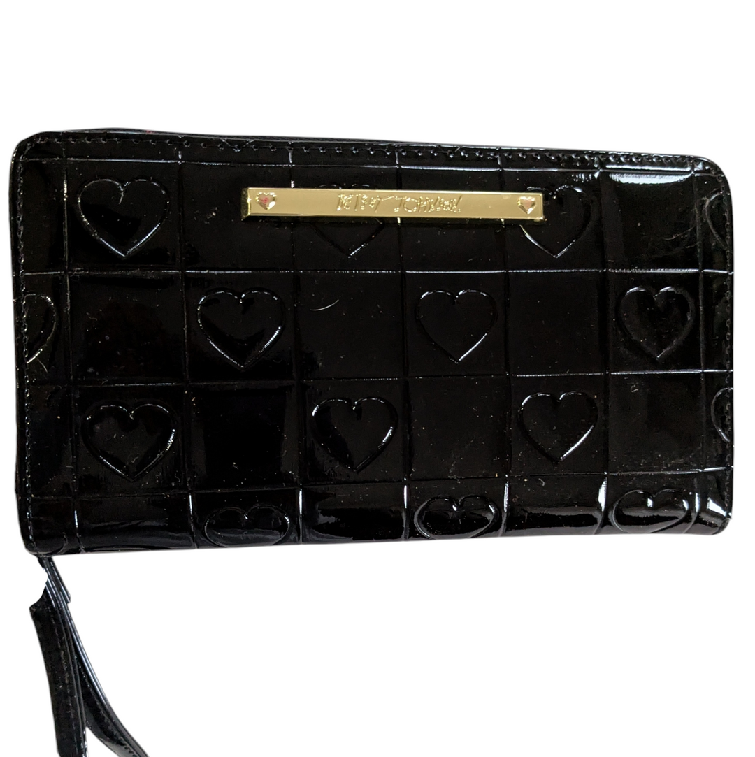 Betsey Johnson Zip Around Wallet NWT