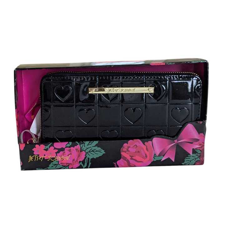 Betsey Johnson Zip Around Wallet NWT