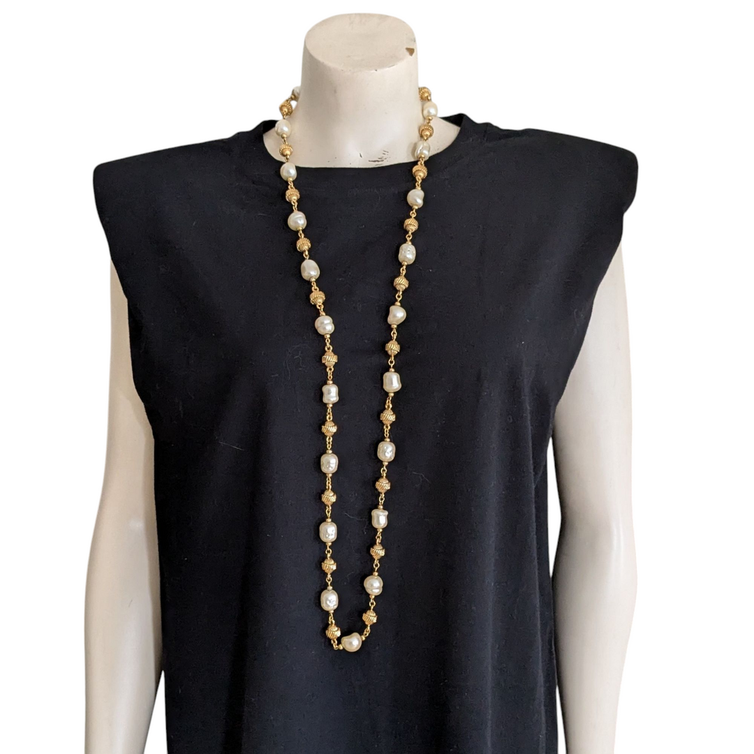 St John Vintage Pearl and Gold Necklace