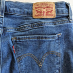 Levi's Classic Straight Leg Jeans Size 6
