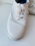 Ked’s Classic Sneaker in White Size 9