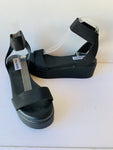 Steve Madden Platform Black Sandal Size 7