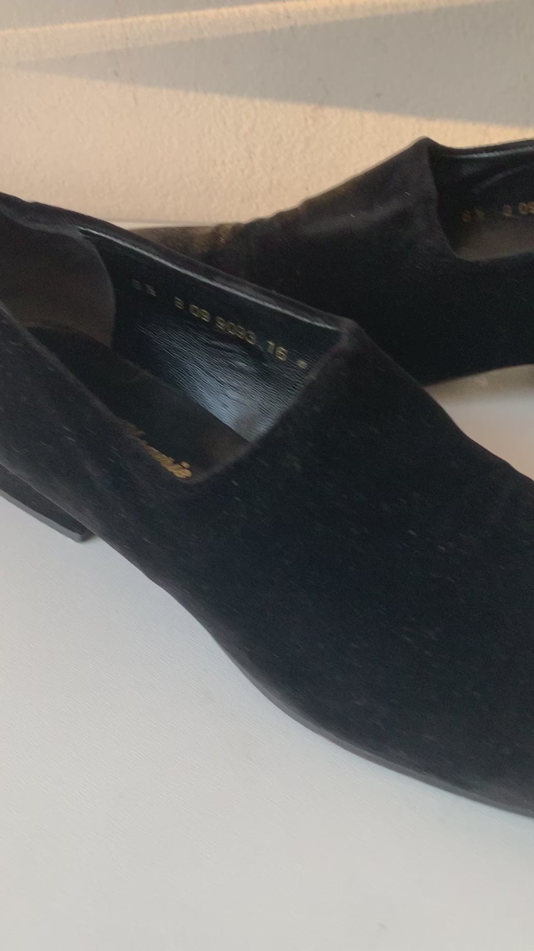 Robert Clergerie Black Velvet Slip On Heeled Loafer Size 8.5 Women’s