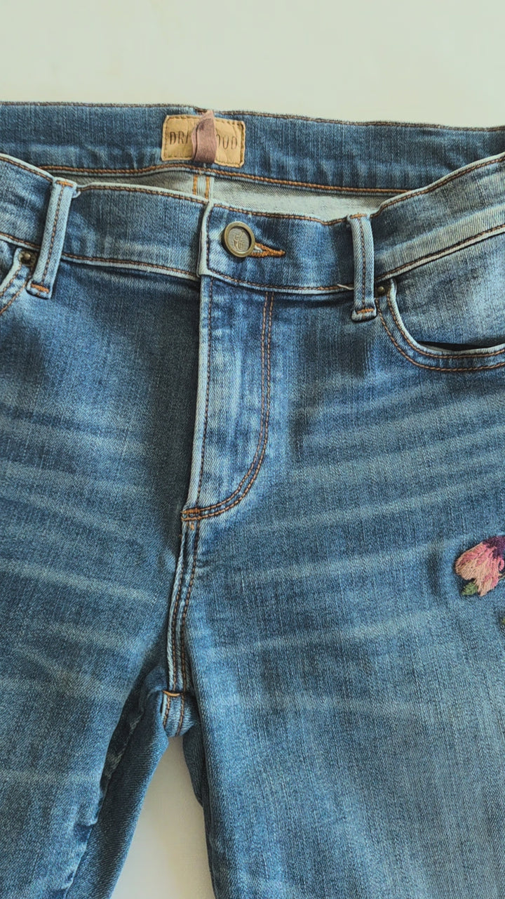 Driftwood Embroidered Jeans Size 26