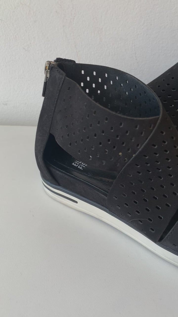Eileen Fisher Sport Tumbled Leather Perforated Nubuck Sneaker Sandals Size 7.5