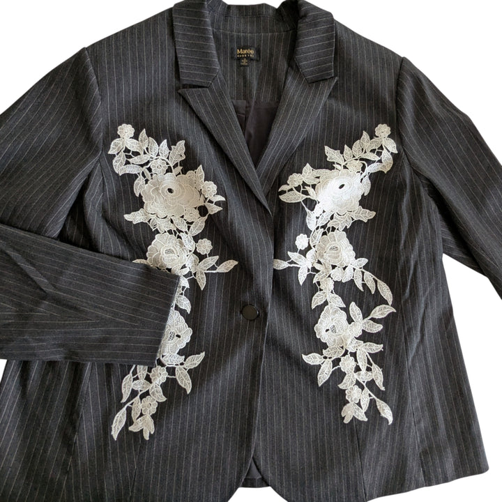 Maree Pour Toi Pinstripe Blazer with Applique Size 16