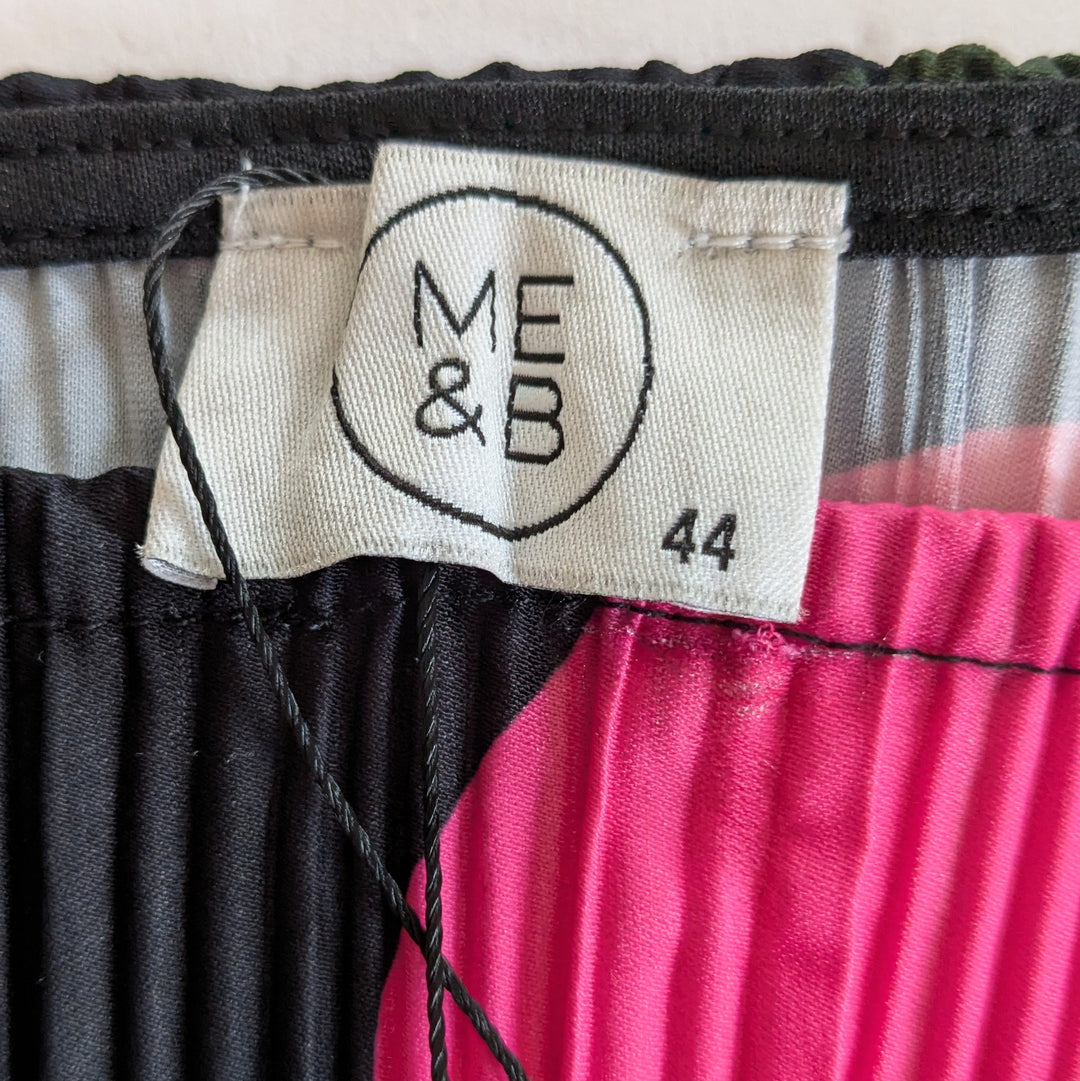 Me&B Plisse Lava Maxi Dress Size 14