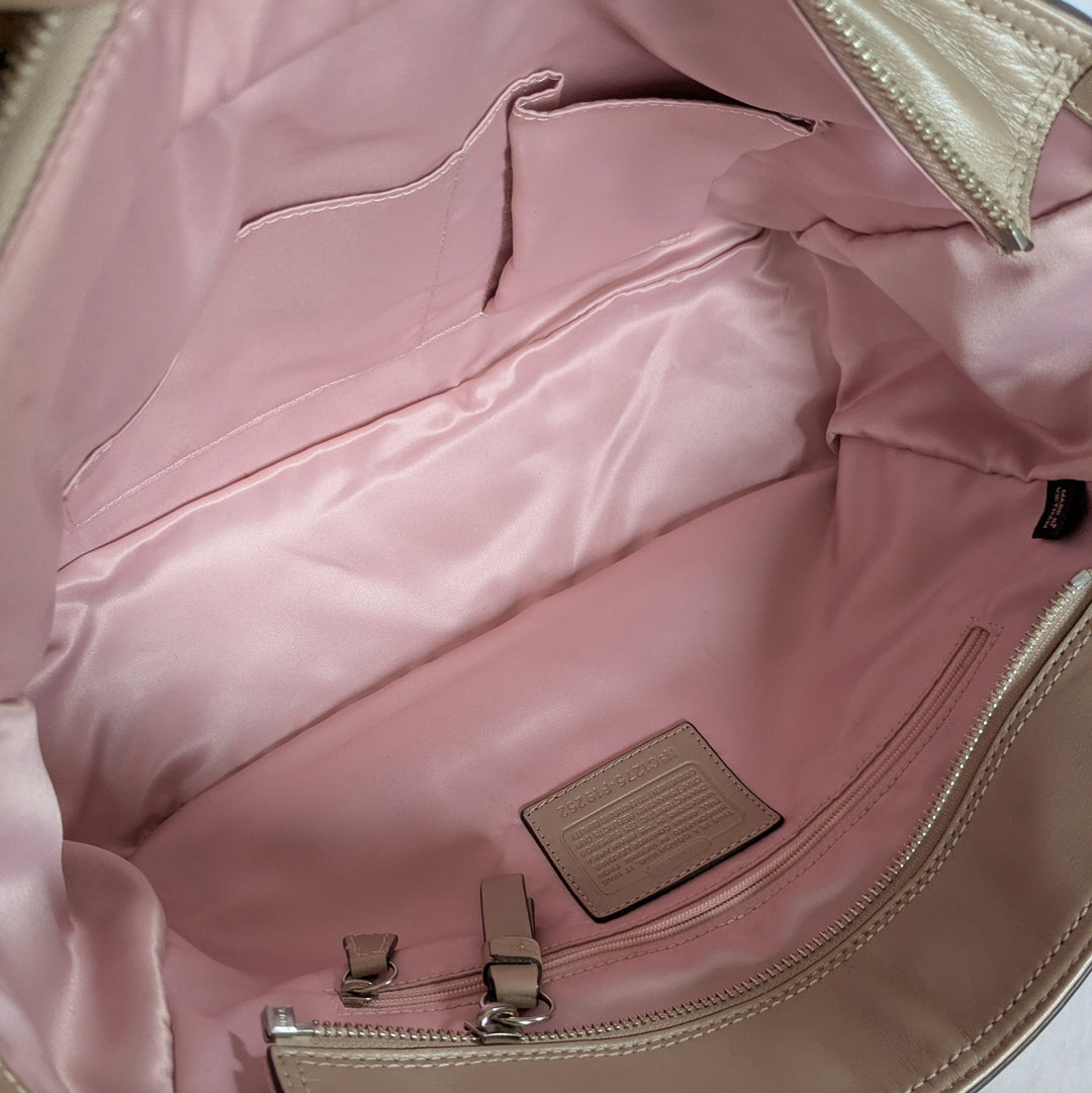 Coach Gallery Shoulder Bag 19252
