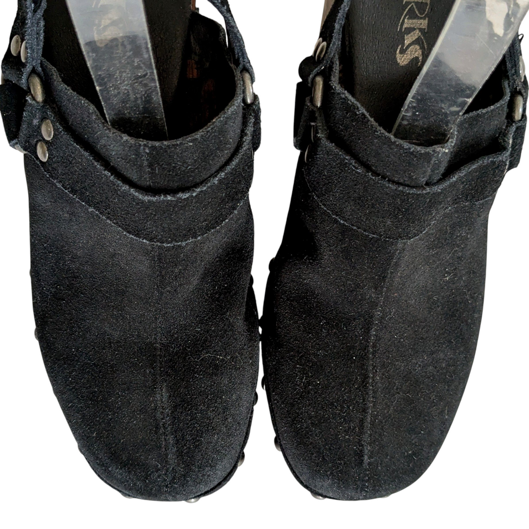 Korks Suede Clogs Size 6