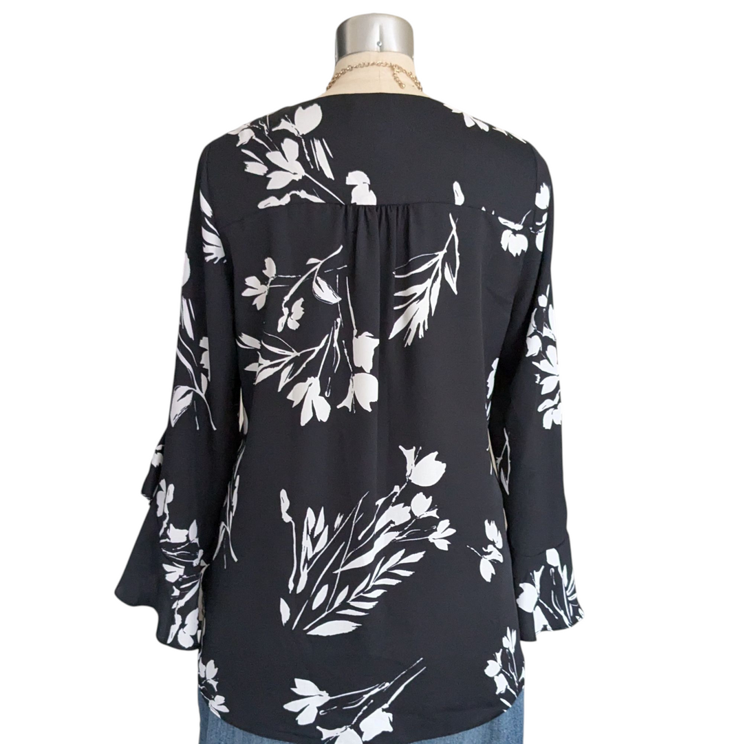 Vince Camuto Black & White Tunic Size Medium