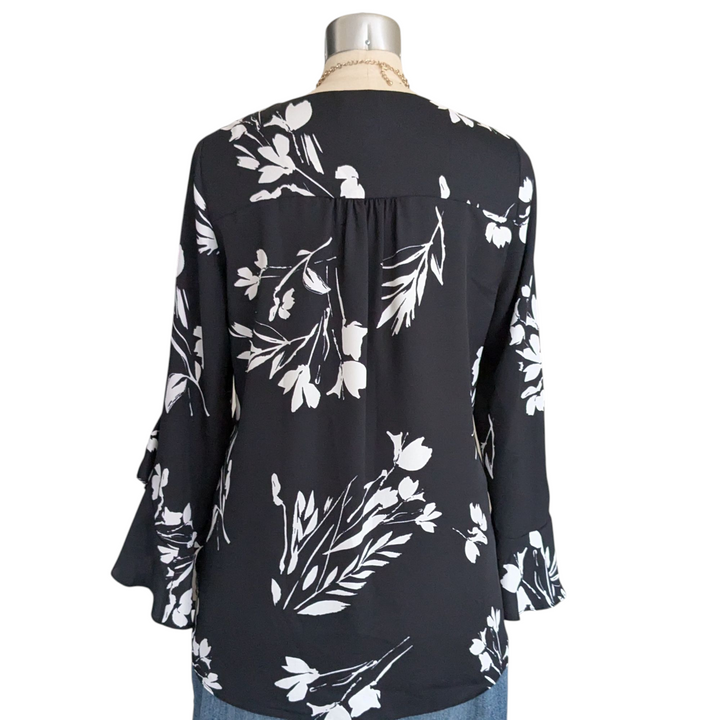 Vince Camuto Black & White Tunic Size Medium